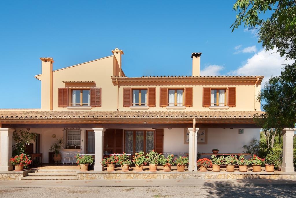 La Rosaleda Villa *